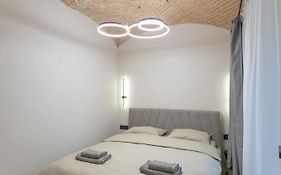 Biagio Boutique Studio - In Old Town - Ultra Central
